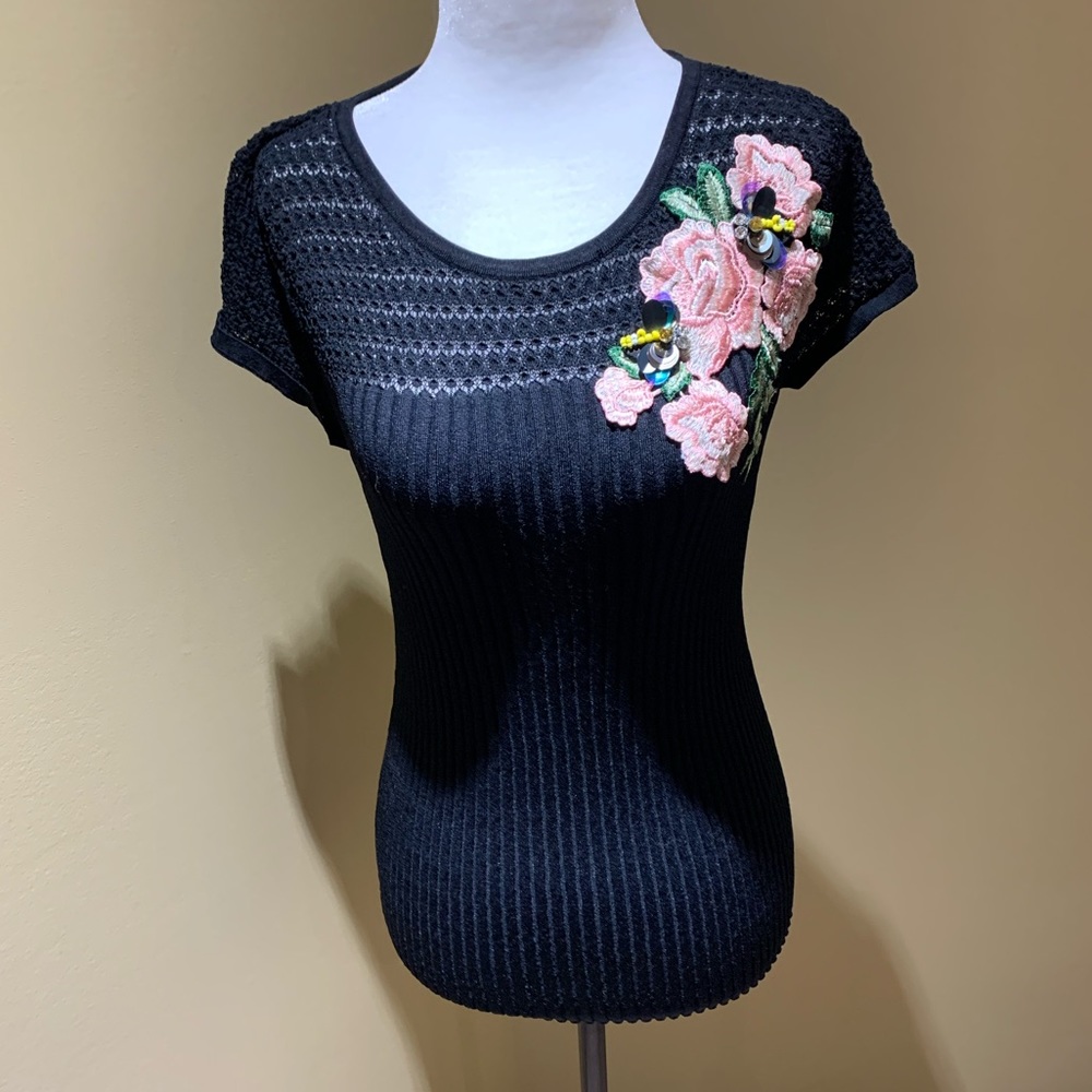 👻🎃CLEARANCE🎃👻 🌟HOST PICK🌟 INC shirt with embroidery